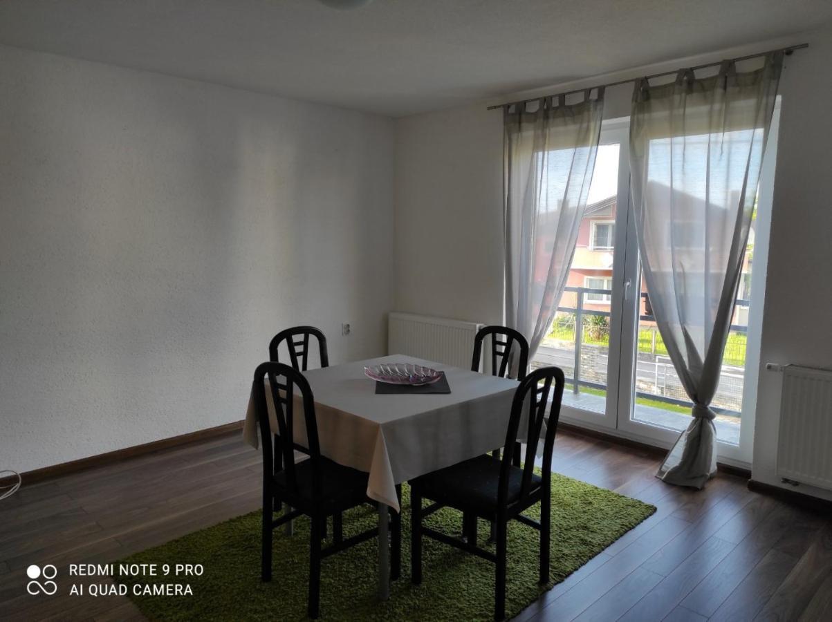 Meri Rooms Bihac Bagian luar foto